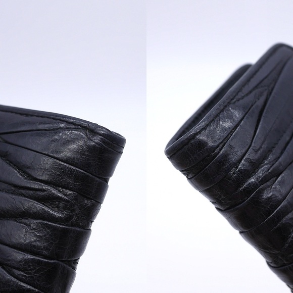 🍓MIUMIU Distressed Wallet - Picture 12 of 13